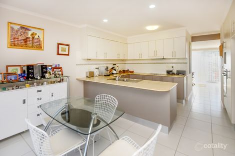 Property photo of 2/5 Shearwater Place Korora NSW 2450