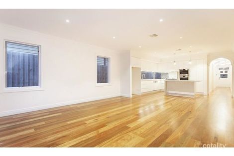 Property photo of 28 Violet Street Essendon VIC 3040