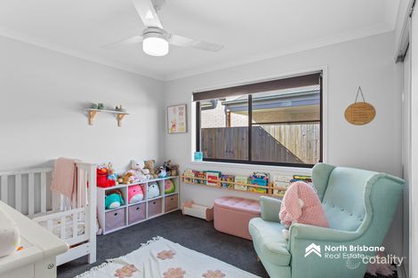 Property photo of 17 Bluegrass Drive Narangba QLD 4504