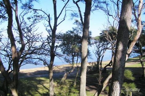 Property photo of 40 Wall Road Gorokan NSW 2263