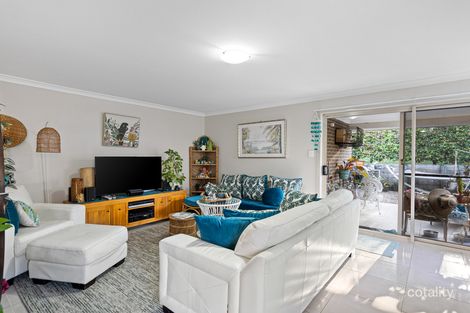 Property photo of 3 Creswell Street Wadalba NSW 2259