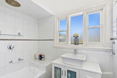 Property photo of 23 Bank Street Traralgon VIC 3844