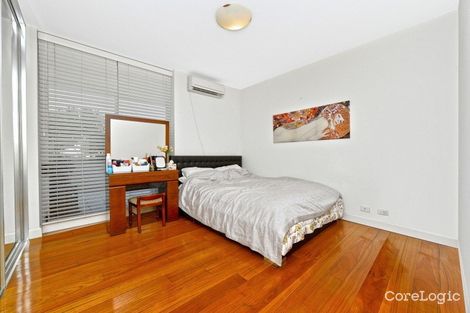 Property photo of 302/10 Rider Boulevard Rhodes NSW 2138