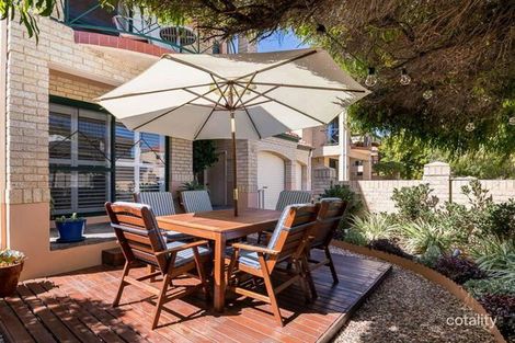 Property photo of 6/10 Fairhaven Terrace Hillarys WA 6025