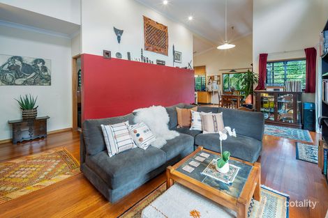 Property photo of 14 Murumba Close Ocean Shores NSW 2483