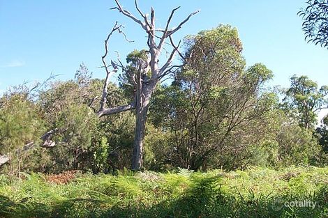 89 Coast Rd, Macleay Island, QLD 4184