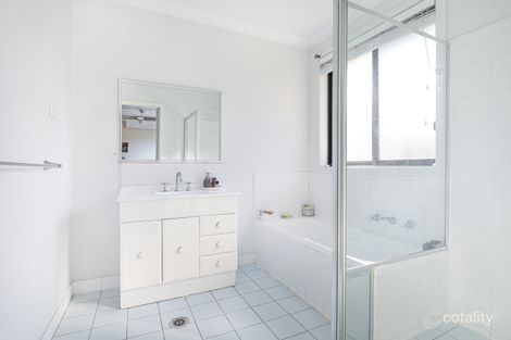 Property photo of 2/9A Gilmore Street West Wollongong NSW 2500