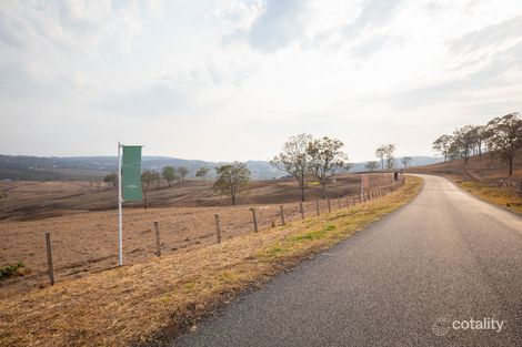 Property photo of 2 Woodhaven Drive Mount Rascal QLD 4350