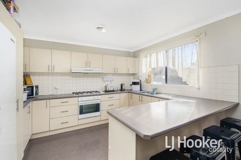 Property photo of 23 Domino Way Hampton Park VIC 3976