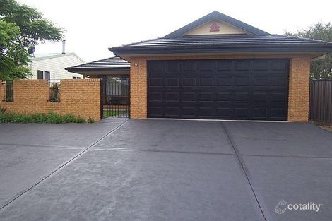 Property photo of 2/20 Nott Street Warners Bay NSW 2282
