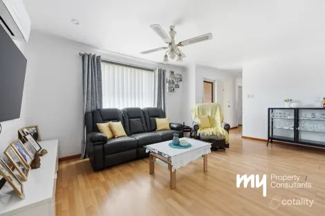Property photo of 11/63 Fuchsia Crescent Macquarie Fields NSW 2564