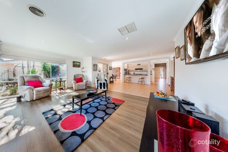 Property photo of 3 Gatehouse Parade Cranbourne East VIC 3977