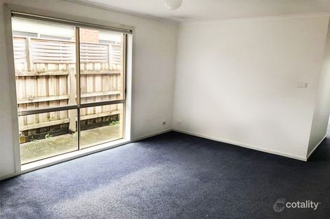 Property photo of 21 Genoa Way Cranbourne West VIC 3977