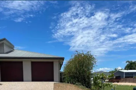 8 Coralli Cl, Mission Beach, QLD 4852