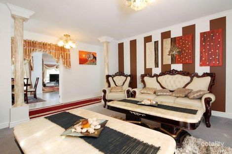 Property photo of 6 Burlington Chase Hampton Park VIC 3976