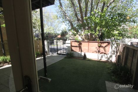 1/12 Vautier St, Elwood, VIC 3184