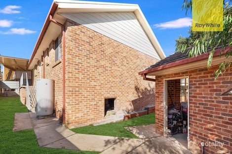 10 Derwent Pl, Bossley Park, NSW 2176