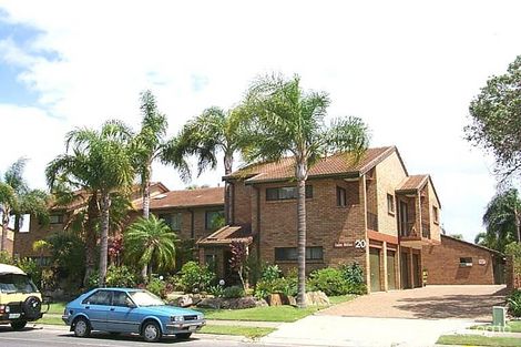Property photo of 1/20 Dunlop Court Mermaid Waters QLD 4218