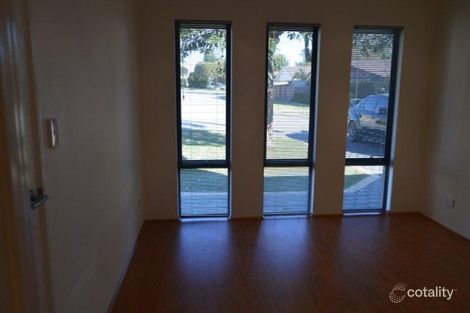 Property photo of 17C Lewes Road Nollamara WA 6061