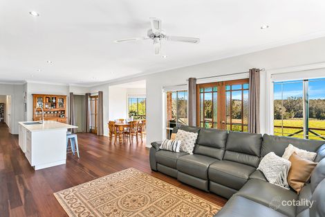 Property photo of 41 Newing Circuit Kiama Downs NSW 2533