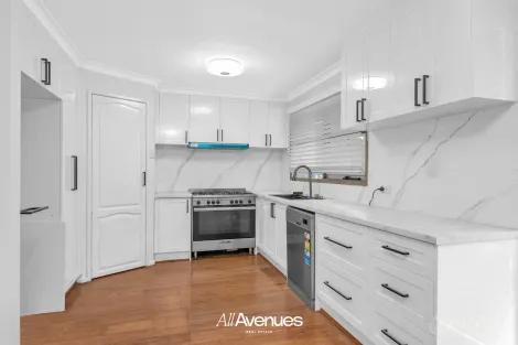 Property photo of 20 County Drive Berwick VIC 3806