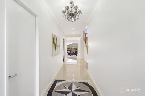 Property photo of 16 Walker Circuit Eight Mile Plains QLD 4113