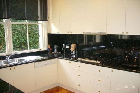 Property photo of 2/3A Maple Grove Toorak VIC 3142