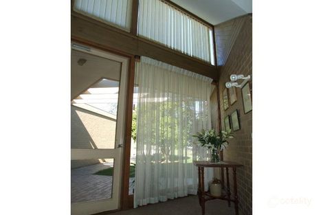 Property photo of 6 Laura Court Wangaratta VIC 3677