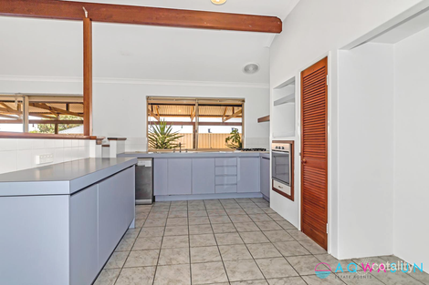 Property photo of 11 Noreena Avenue Golden Bay WA 6174