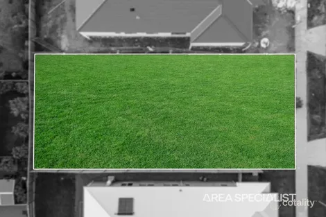 Property photo of 24 Ashburton Avenue Corinella VIC 3984