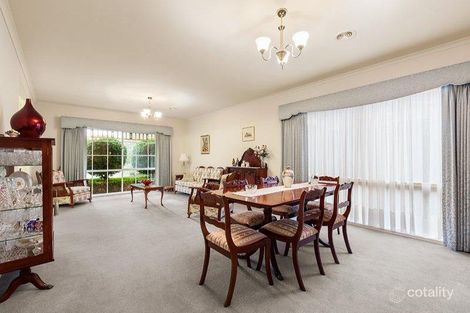 Property photo of 2 Carool Road Carnegie VIC 3163