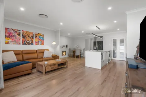 Property photo of 38 Leaf Street Greenbank QLD 4124