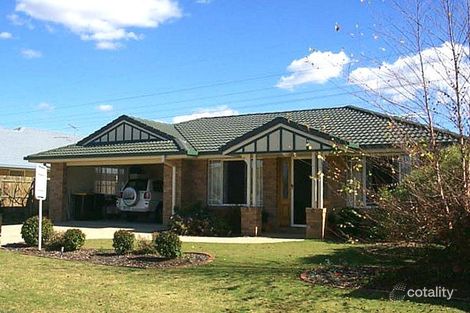 56 Derwent Pl, Riverhills, QLD 4074