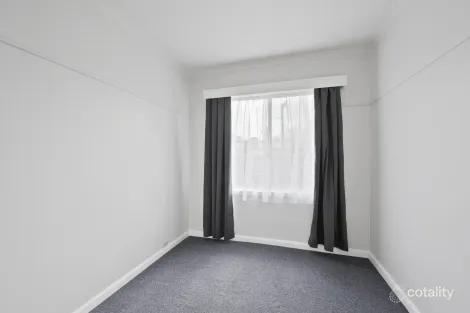 Property photo of 12 Hyacinth Grove Wendouree VIC 3355