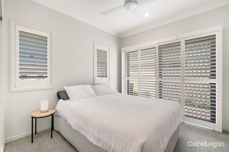 Property photo of 32 Bayview Drive Yamba NSW 2464