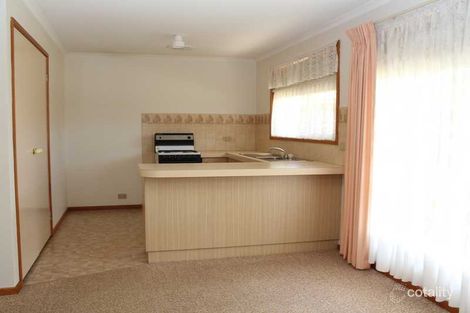 Property photo of 2/8 Simpson Street Bacchus Marsh VIC 3340