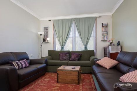 Property photo of 19 Phillip Avenue Mount Austin NSW 2650