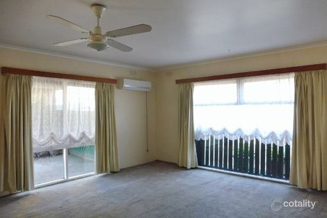 Property photo of 26 Evelyne Avenue Cranbourne VIC 3977
