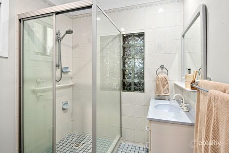 Property photo of 5 Romar Close Bomaderry NSW 2541