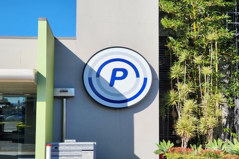 37 Bundall Rd, Surfers Paradise, QLD 4217