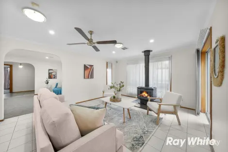 Property photo of 27 Bicentennial Crescent Meadow Heights VIC 3048