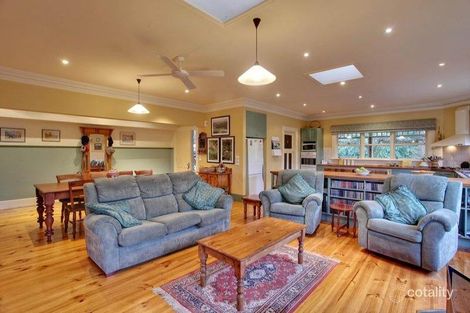 428 Belgrave-Gembrook Rd, Emerald, VIC 3782