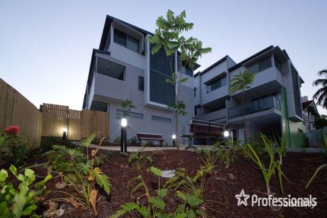 Property photo of 2/100 Glenlyon Street Gladstone Central QLD 4680