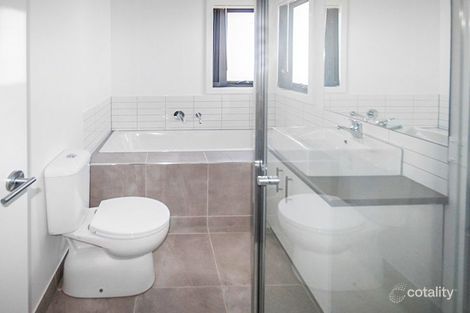 Property photo of 78 Quarters Boulevard Cranbourne West VIC 3977