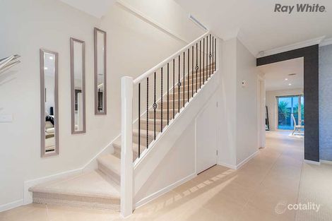 Property photo of 35 Wentworth Drive Taylors Lakes VIC 3038