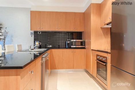 Property photo of 35 Wentworth Drive Taylors Lakes VIC 3038