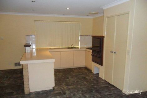Property photo of 7 Maitland Close Cooloongup WA 6168