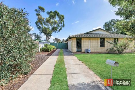 Property photo of 17 Adaluna Crescent Smithfield SA 5114