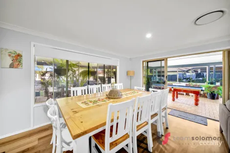 Property photo of 21 Wisteria Street Ormiston QLD 4160