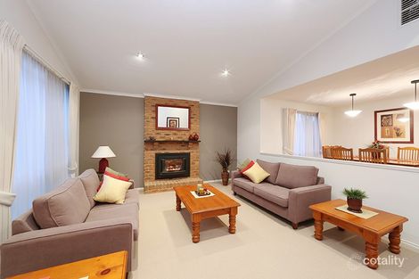 Property photo of 3 Salerno Way Rowville VIC 3178